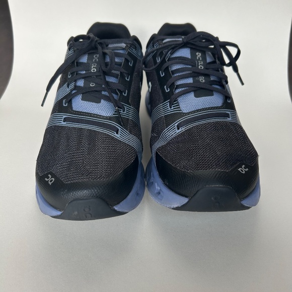 ON Cloudgo running shoes - Picture 2 of 5